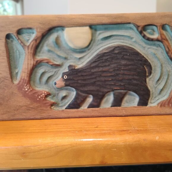 Chicken Creek Folk Art Large Carved Wood Box Bear in the Moonlight12" Wide - Picture 2 of 9